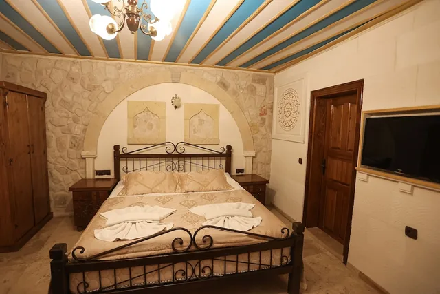 Stone, Family, Twin Beds, Courtyard View، Alaturca House 2/10