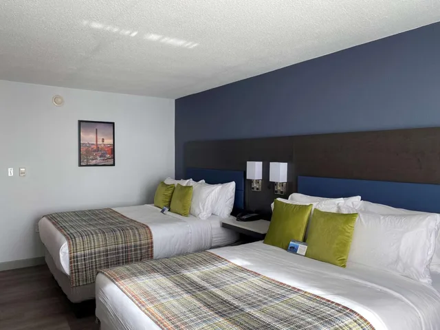 غرفة بسرير كوين، Best Western Premier Richmond City Gateway 1/10