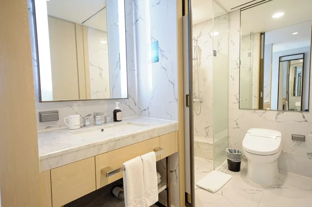 Twin Beds, 1 Double and 1 Single Bed, Partial Ocean View, St. John's Hotel 5/9