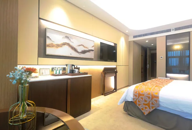 غرفة تنفيذية بسرير كينج، Jin Jiang Pine City Hotel 2/2