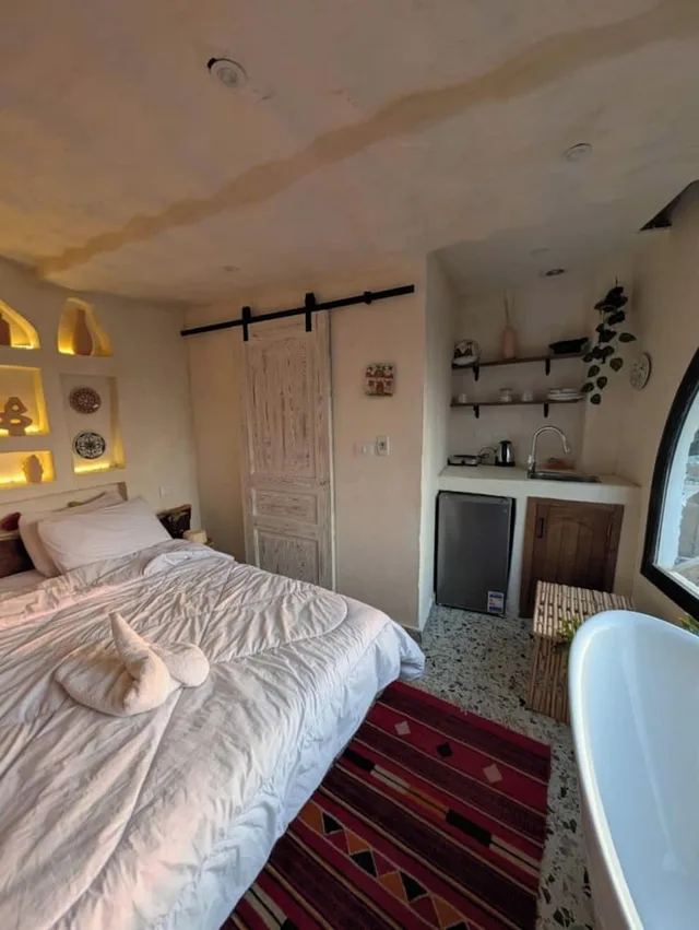 غرفة كومفورت بسرير كينج بإطلالة على الجبل لذوي الإعاقة، 3 Pyramids View Inn 9/10