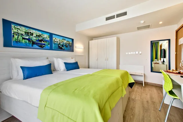 غرفة قياسية، Santana Hotel 1/2