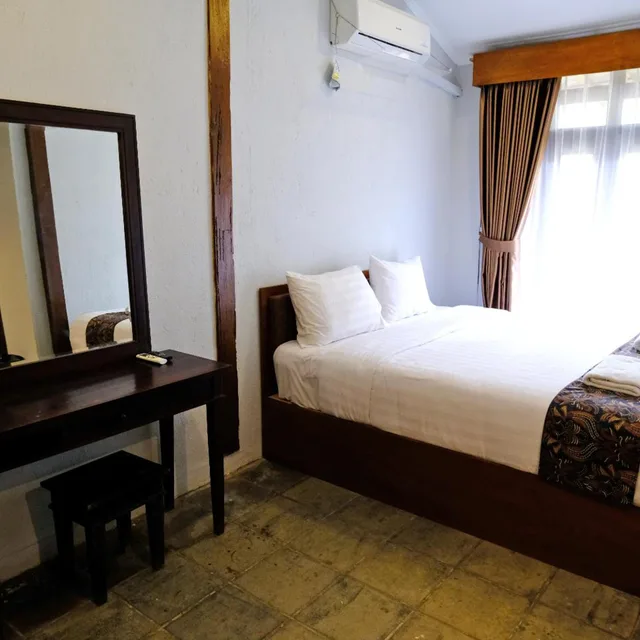 Deluxe, Twin Beds, The Nalaya Hotel & Resto 10/10