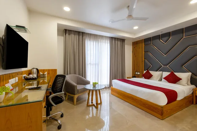 غرفة ديلوكس بسرير مزدوج، RR Residency 1/1