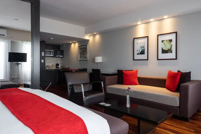 غرفة عائلية بسريرين منفصلين مع أريكة، Urban Suites Recoleta Boutique Hotel 3/6