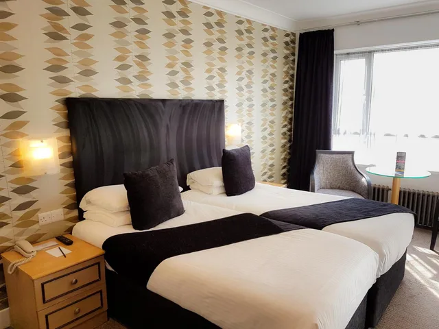 غرفة قياسية بسرير كينج، The Cumberland Hotel - Oceana Collection 3/10