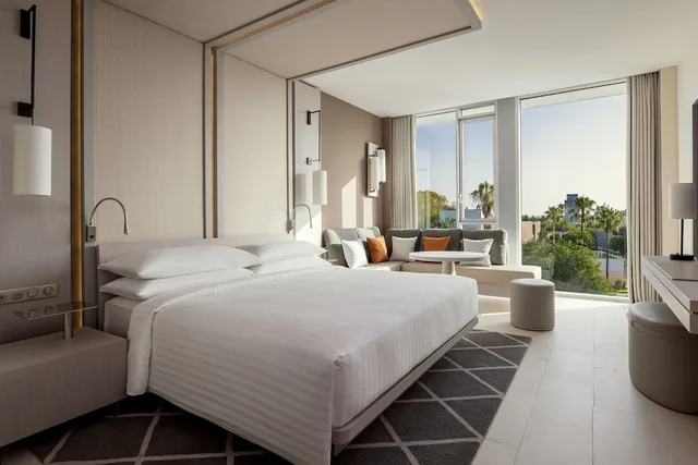 غرفة بريميوم بسرير كينج بإطلالة على المدينة، Rabat Marriott 2/10