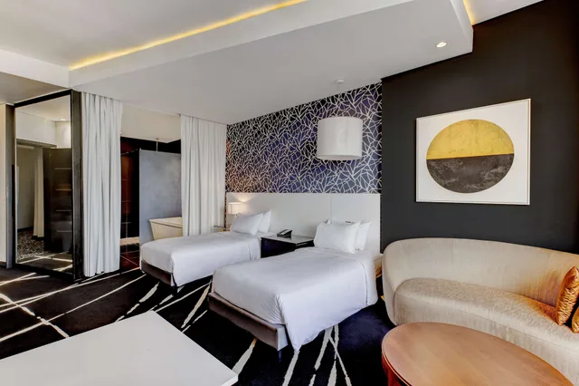 Superior, Twin Beds, Radisson Blu Lagos Ikeja 2/5