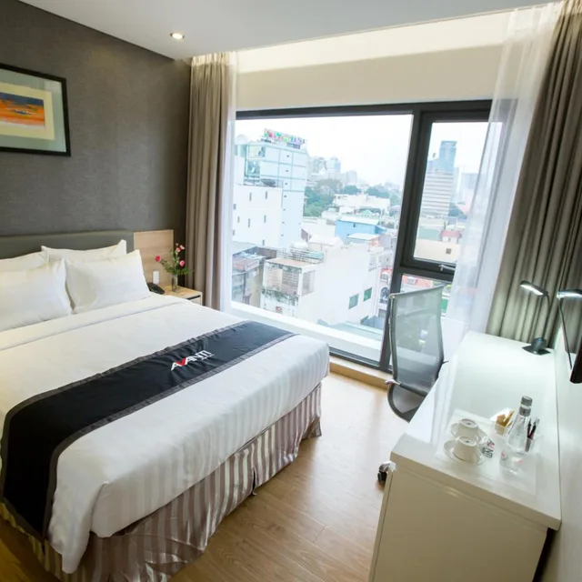 غرفة ديلوكس بسرير مزدوج بإطلالة على المدينة، Avanti Hotel 4/6
