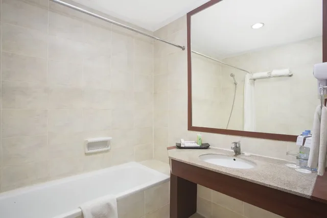 Hollywood, Deluxe, Twin Beds، SWISS-BELHOTEL MANOKWARI 9/9