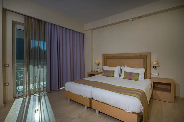 Comfort, Inland View، Alexandra Beach Resort & Spa 3/8