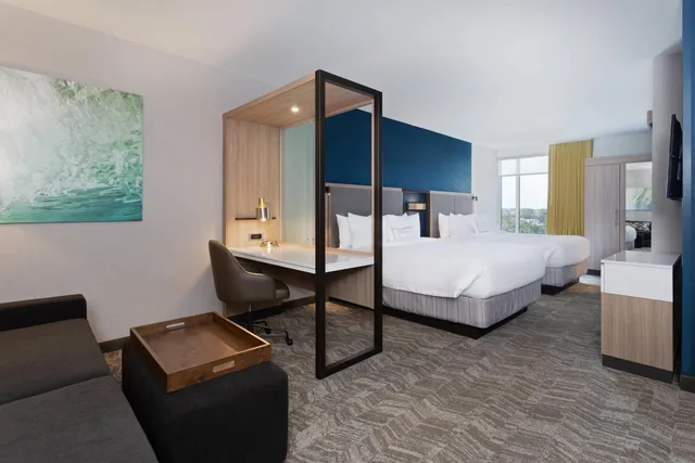 جناح بسرير كوين مع سرير سحّاب إضافي لذوي الإعاقة، SpringHill Suites by Marriott Ocala 5/7