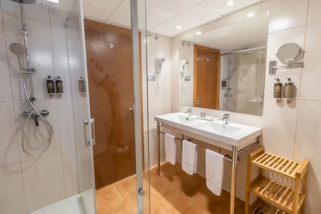 Plus, Double or Twin Bed, Pool View، Paloma Blanca Boutique Hotel 3/3