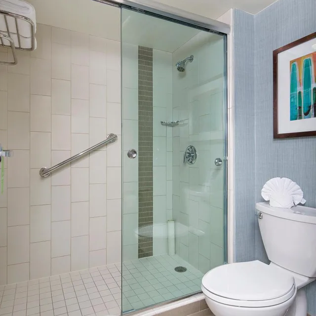 غرفة بسرير كينج مع أريكة في طابق مرتفع، Hyatt Place Dallas/Plano 1/2