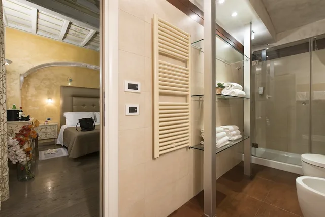 غرفة سوبيريور بسرير كينج بإطلالة على المدينة، Relais Maddalena 10/10