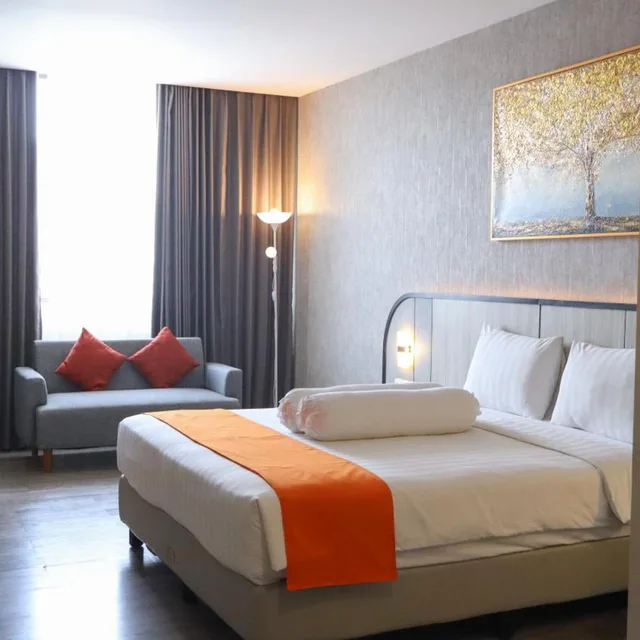 جناح، Front One Gosyen Hotel Salatiga 2/10