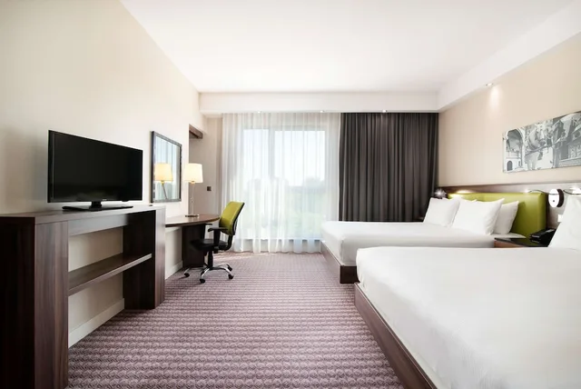 غرفة عائلية بسريرين كوين، Hampton By Hilton Krakow 3/9