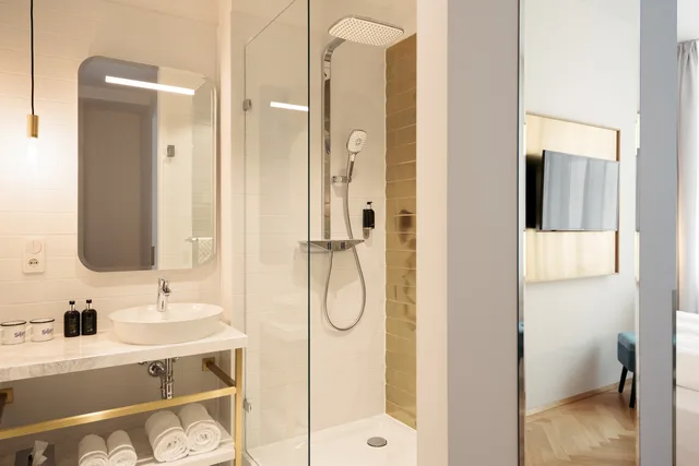 Smart, Atrium, Deluxe، Hotel Schani Salon 4/5