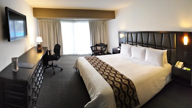 غرفة ديلوكس بسرير مزدوج بشرفة، Wyndham Costa Del Sol Trujillo 3/4