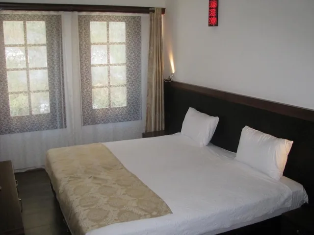 غرفة قياسية بسريرين منفصلين، Simre Hotel 2/3