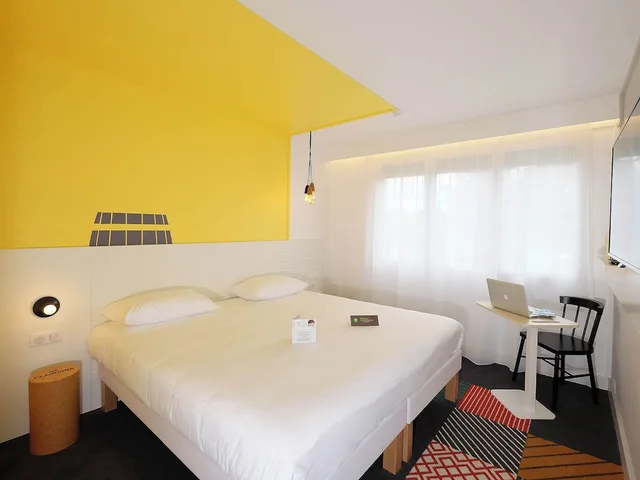 جناح عائلي قياسي بسرير مزدوج مع أريكة، Hotel ibis Styles Auxerre Nord 2/3