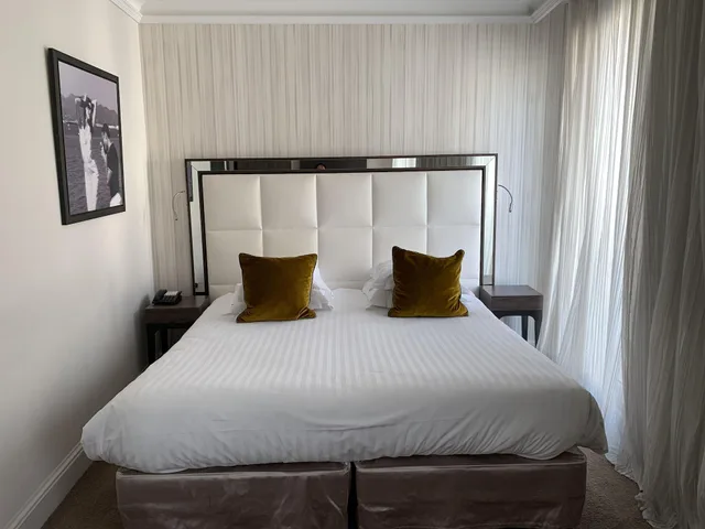 Tradition Room، Le Canberra 3/6