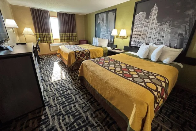 Standard, 2 Queen Beds, Super 8 by Wyndham McLean/Bloomington SW 1/10