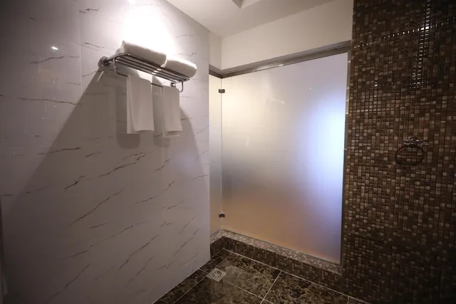 جناح عائلي بسرير كينج وسريرين منفصلين، Best Western Premier Riyadh 5/6