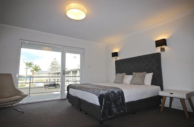Spa, Suite, King Bed، Quays Hotel 1/4
