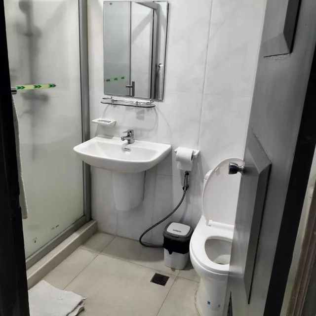 غرفة قياسية بسرير كوين، PJ Inn Hotel 8/8