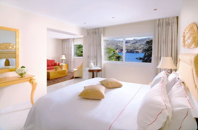 3 Bedrooms, Exclusive, Pool, Maisonette, Single، Out of the Blue Resort 2/6