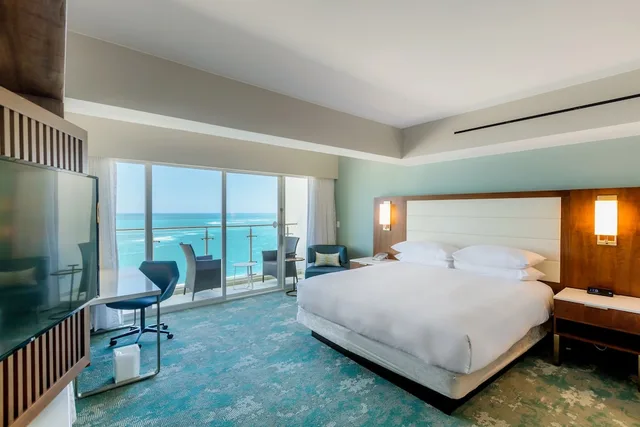 2 Bedrooms, Presidential, Suite, 2 King Beds, 1 King and 2 Double Beds, Ocean View, Caribe Hilton 2/5