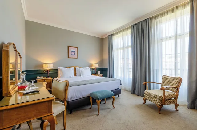 غرفة قياسية بسرير مزدوج، Metropole Hotel Lisbon 3/10