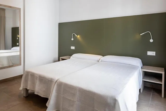 غرفة سوبيريور بسرير كوين، Hostal Alicante San Antonio 7/10