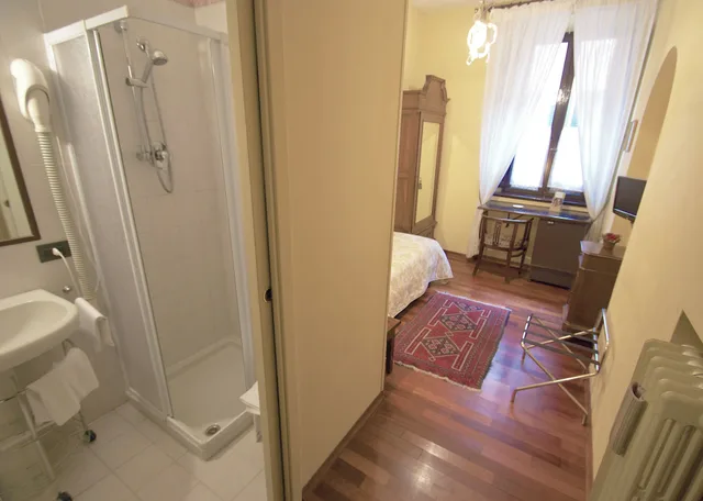 غرفة مفردة بسرير فردي، Locanda Borgonuovo 1/1