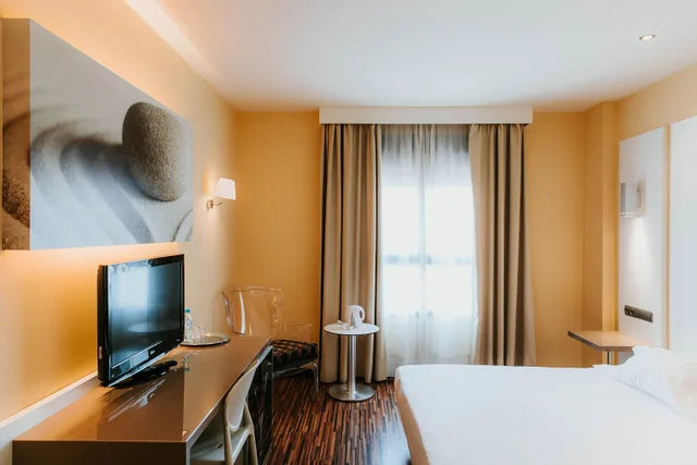 جناح بسرير كينج، Malaga Nostrum Hotel 5/10