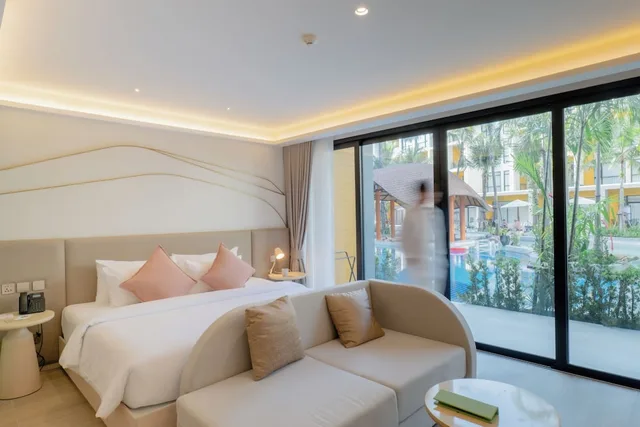 Grand, Deluxe, King Bed, Pool Access، Wyndham Garden Naithon Phuket 2/6