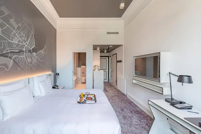 غرفة ديلوكس بإطلالة على البحيرة، Hotel Metropole Geneve 4/9