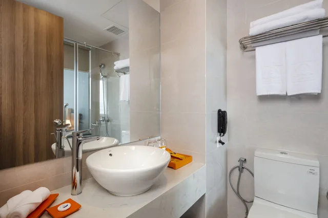 Senior, Double or Twin Bed, Ocean View، Libra Nha Trang Hotel 9/10