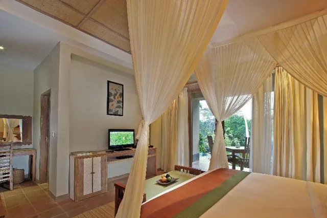Garden, Suite, King Bed, Puri Gangga Resort 3/5