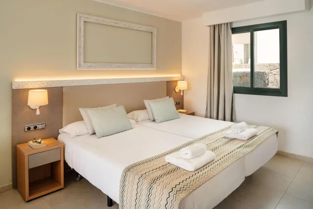 غرفة قياسية بسرير مزدوج، Hotel Pocillos Playa 4/10