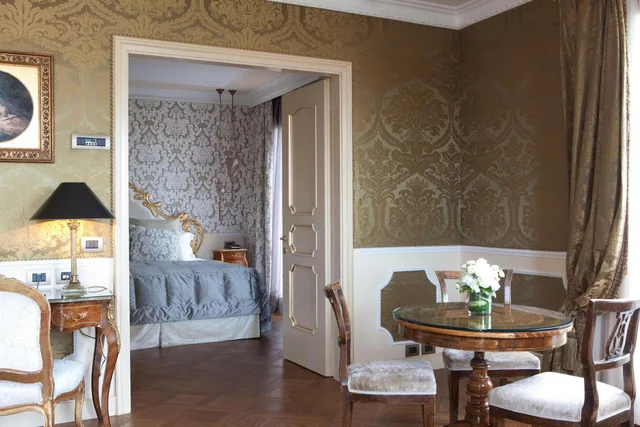Sansovino, Suite, King Bed, Lagoon View، Baglioni Hotel Luna 3/3