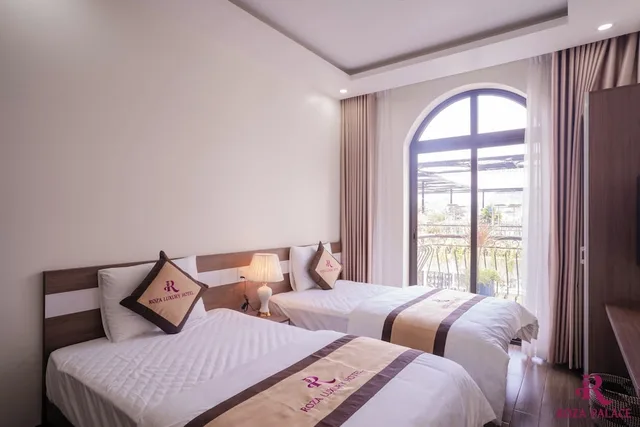 غرفة ديلوكس بسريرين منفصلين، Roza Palace 4/7