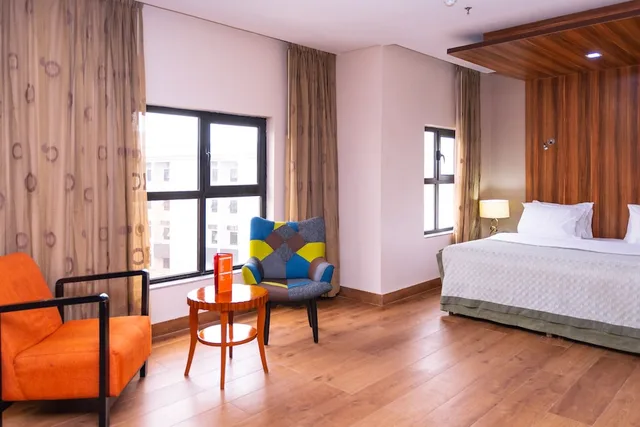 جناح رئاسي بسرير كينج وسرير كوين، Hawthorn Suites By Wyndham Abuja 1/6