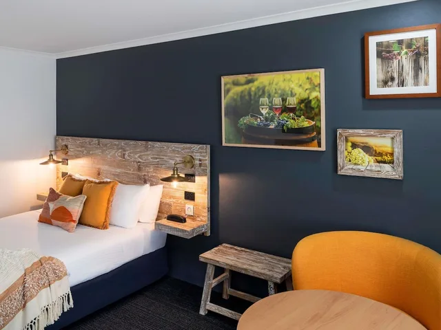 غرفة بسريرين كوين، ibis Styles Orange 2/3