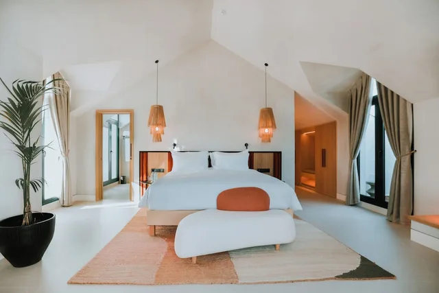 جناح بسرير كينج بشرفة، SO/Sotogrande Spa & Golf Resort Hotel 2/7
