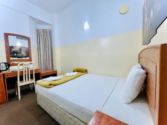 غرفة ديلوكس مفردة، QUEENS HOTEL 2/3