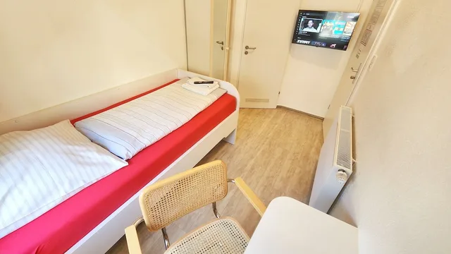 Economy, Single, Single Bed, Marion Weber House 5/10