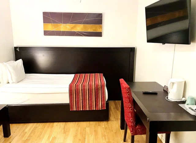 Compact, Small، Injoy Premium Solna 2/2