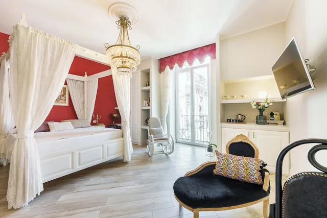 Tower, Luxury, Suite, Queen Bed, City View، It's Room 7/10
